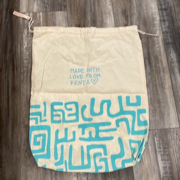 "Ubuntu Life" Eggshell large dustbag - Picture 2 of 2